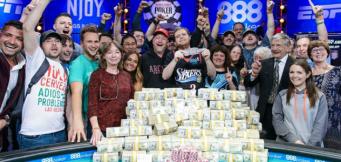 Få den perfekte pokeraften med vennerne
