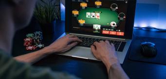 Sådan får du tid til poker i en travl hverdag